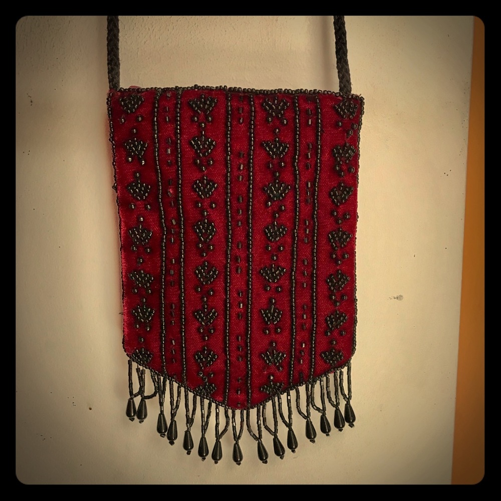 Elegant beaded petite purse